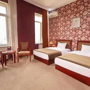 4* מלון Margo Palace