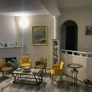 3* מלון Westay